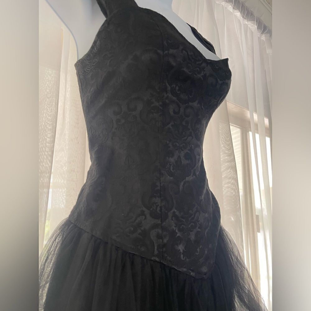 Lip Service Ball Gown - Picture 4 of 9